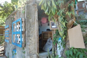 Aspecto externo da casa de um cômodo onde morou Nega Vilma e onde é preservada a sua memória. Ecomuseu Nega Vilma. Foto: Miriane Peregrino