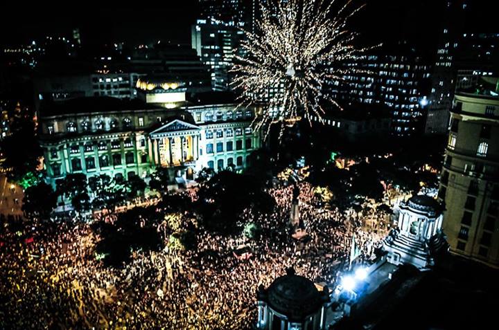 FELIZ PAÍS NOVO: POR UM NOVO CONCEITO DE FAZER POLÍTICA NA ERA DIGITAL *