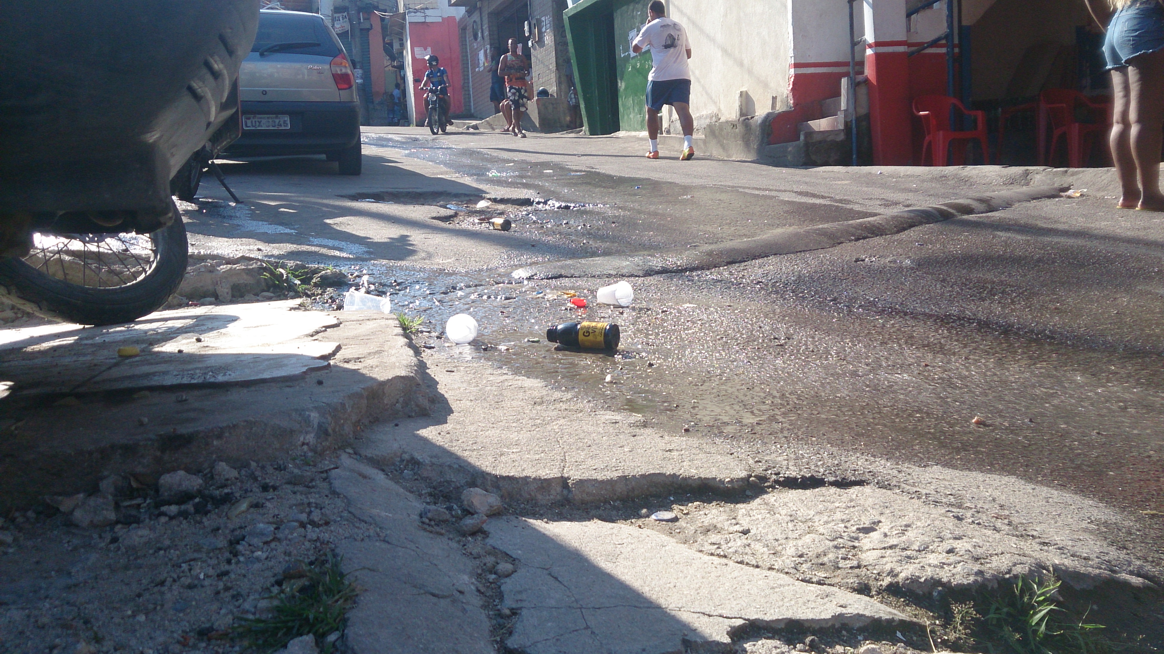 O descaso da CEDAE com a favela