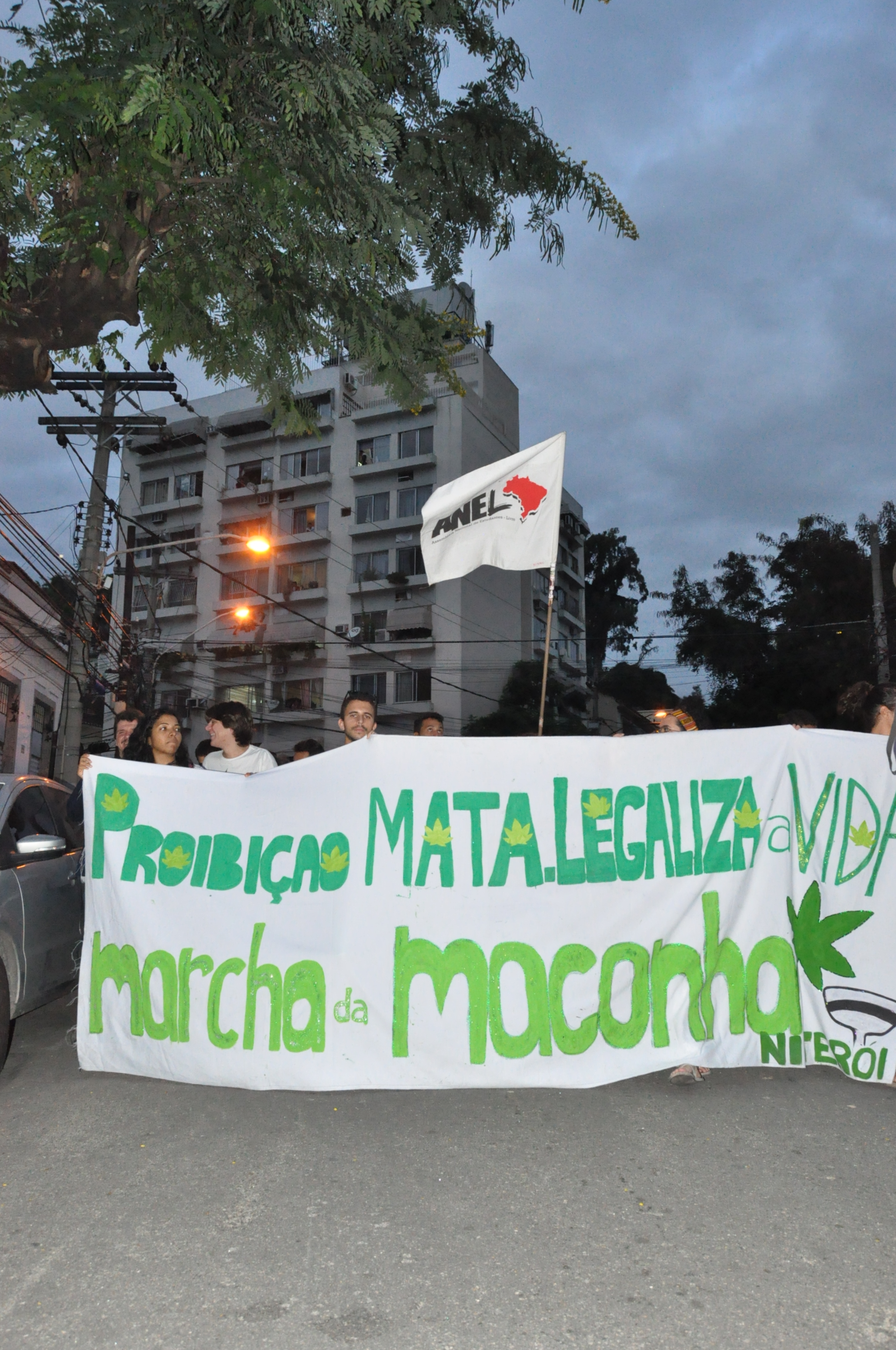 Niterói realiza Marcha da Maconha