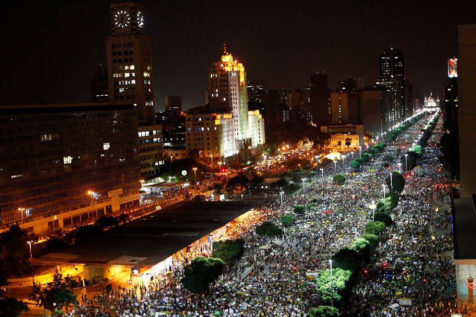 Democracia direta ao alcance de um clique