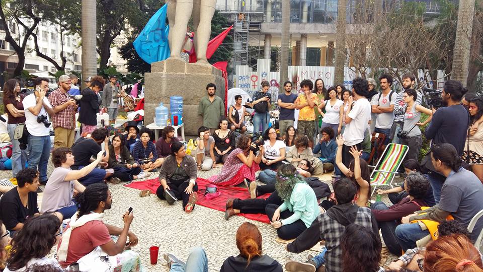 Ocupa MinC RJ é invadido pela PF; manifestantes fazem vigília