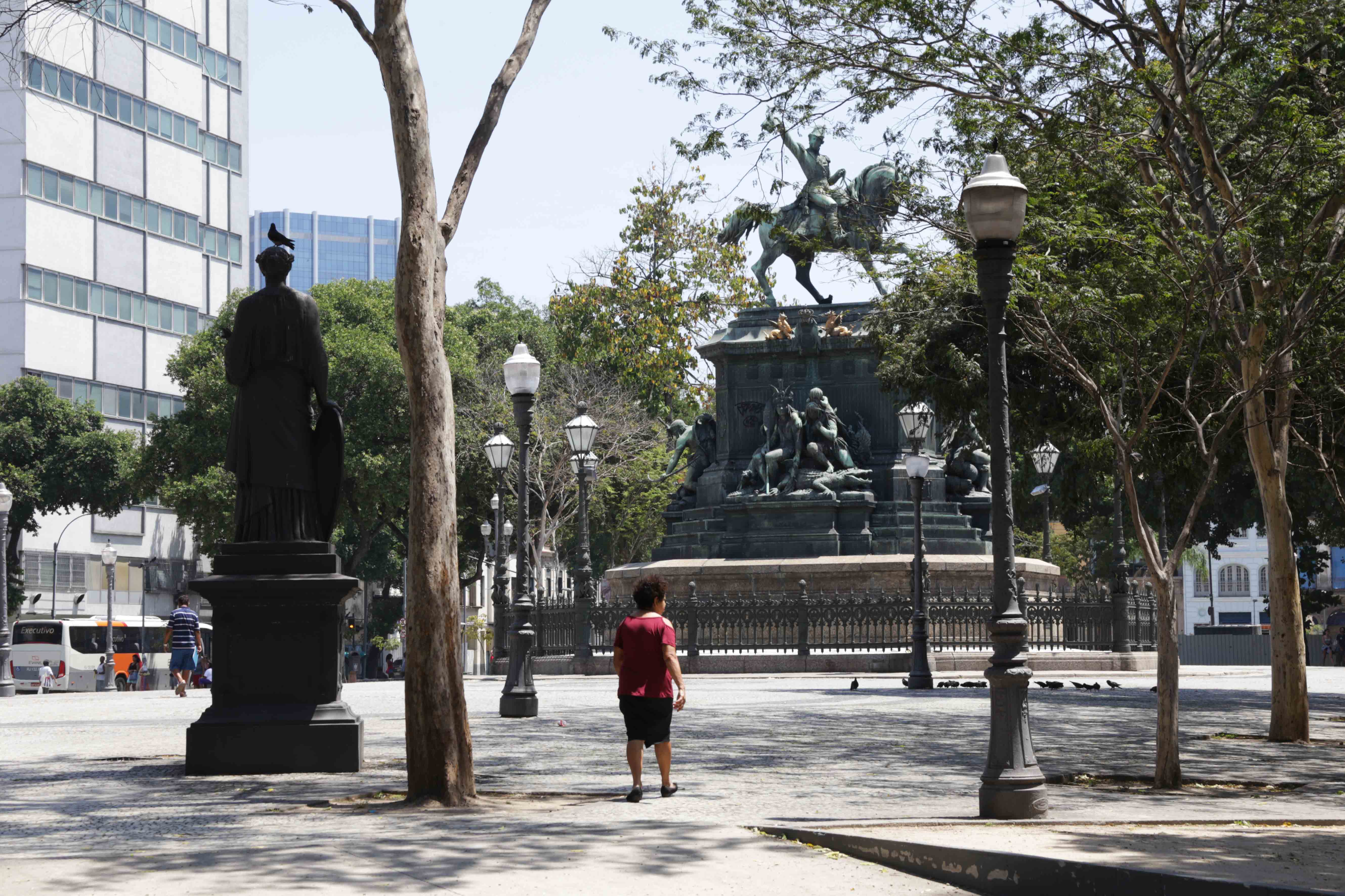 Prefeitura lança edital de ocupação cultural da Praça Tiradentes