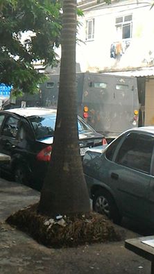 Sede da ONG Redes da Maré é invadida pela polícia