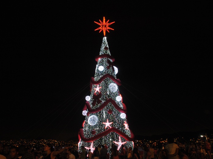 A grande ceia de Natal na favela