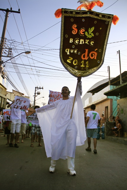 Carnaval na favela é folia, mas também resistência