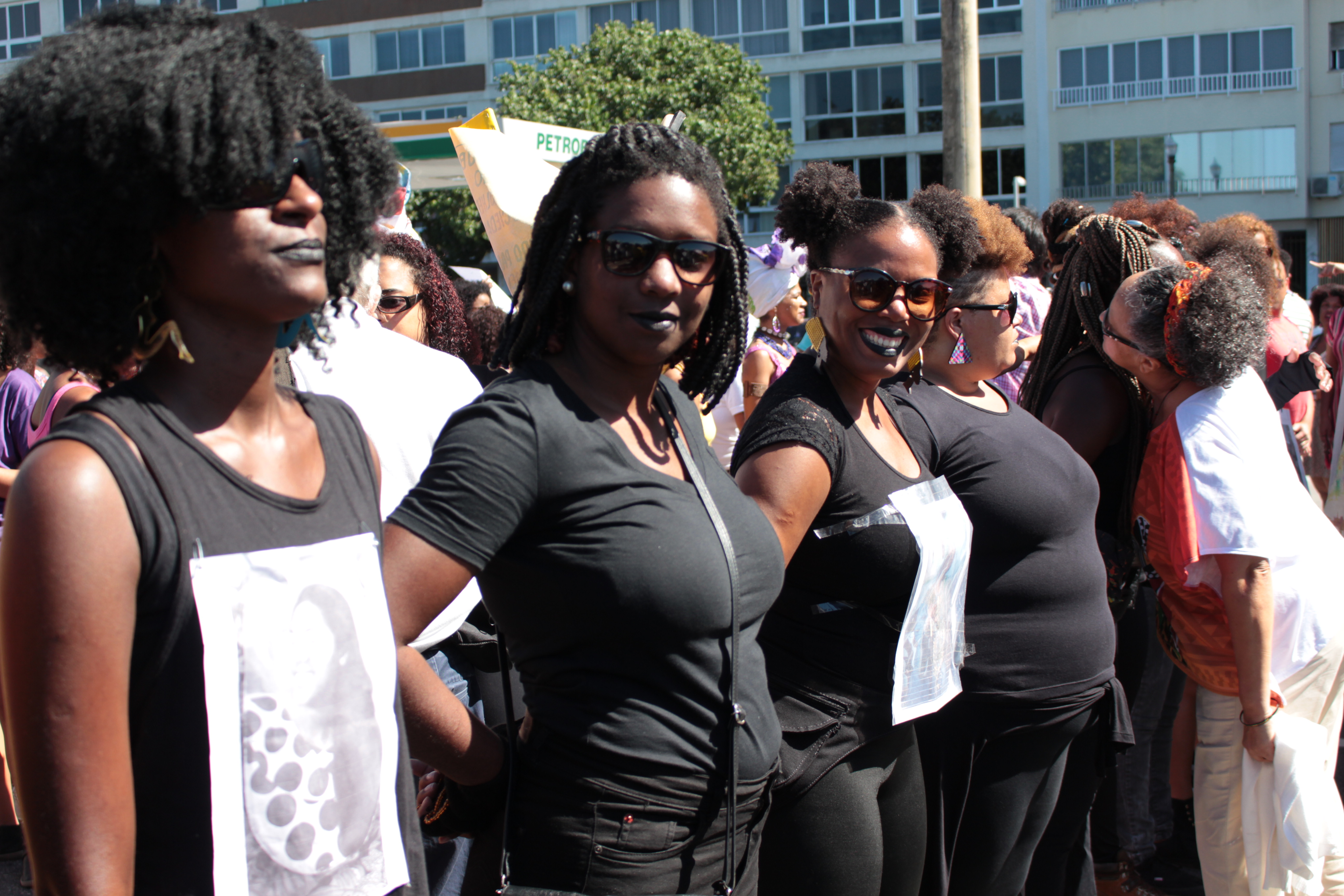 A mulher negra e favelada como símbolo de resistência