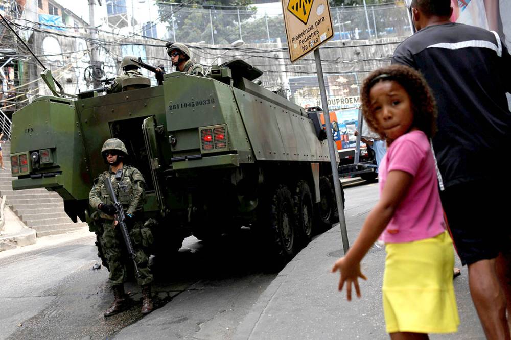 Sobre educação e favelas