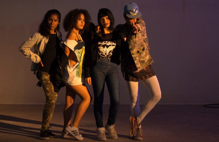 Mulheres do movimento hip-hop se reúnem na Batalha das Musas.