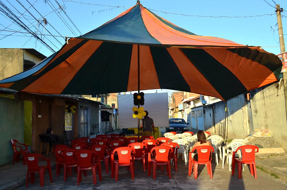 Projeto leva cinema e oficinas a Paciência