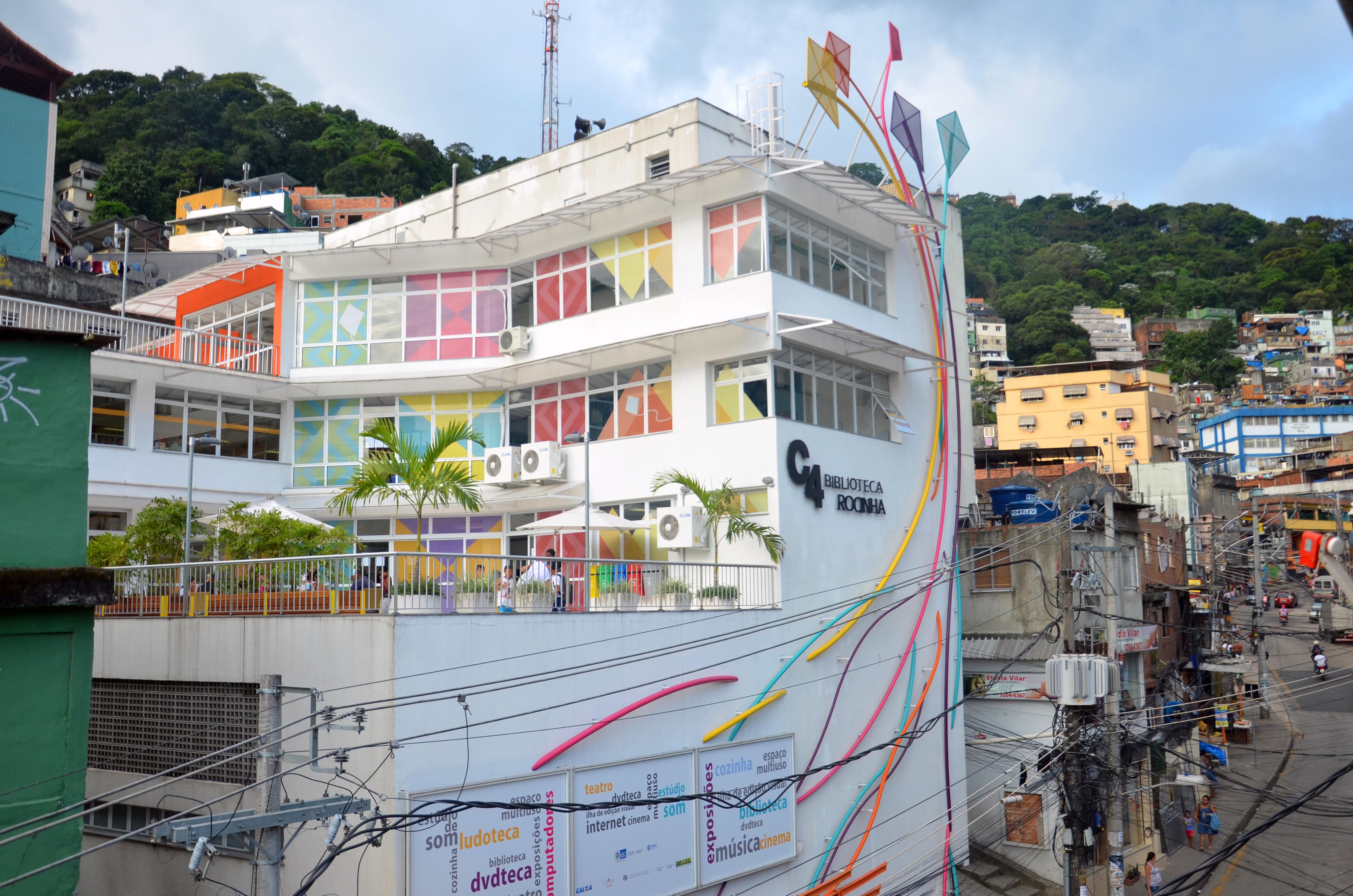 Vitória da comunidade, Biblioteca Parque da Rocinha é reaberta!