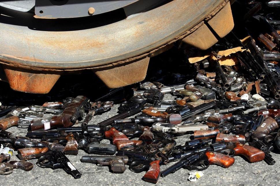 Ação do Exército Brasileiro destrói 8.549 armas no Rio nesta quarta-feira