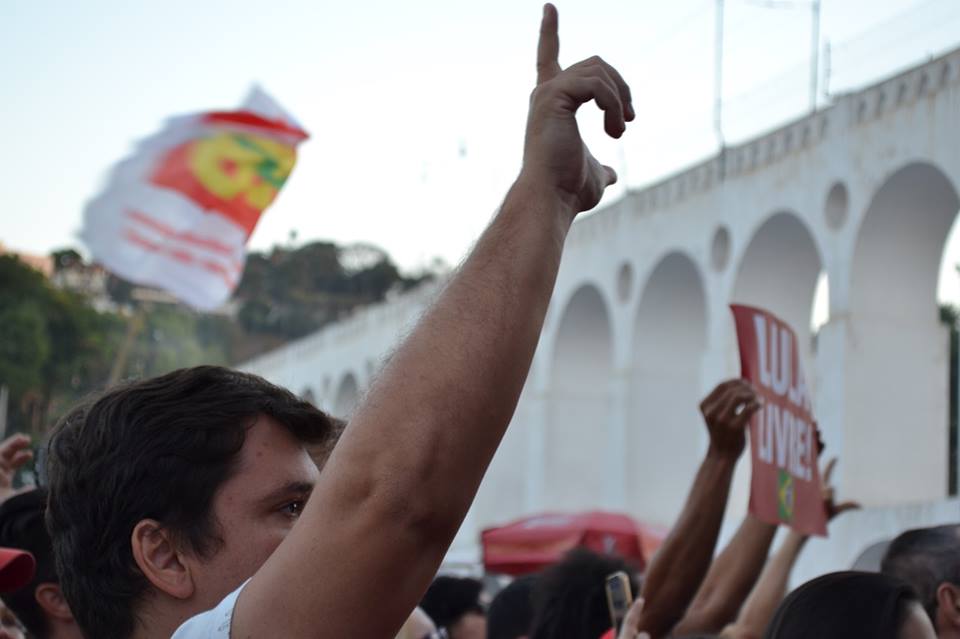 O Festival Lula Livre reuniu dezenas de artistas nos arcos da Lapa
