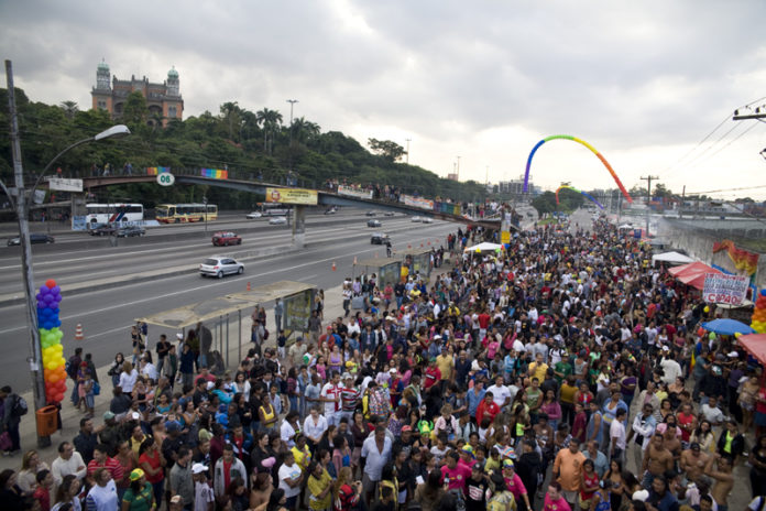 Parada Gay da Maré