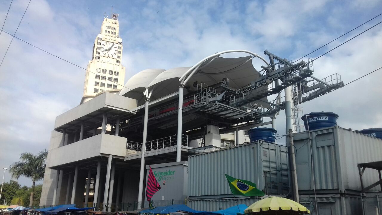 Teleférico da Providência vira sucata