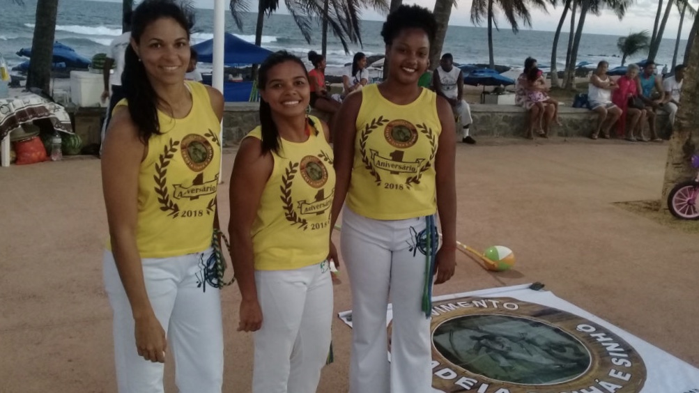 Mulheres mostrando o seu espaço na capoeira.