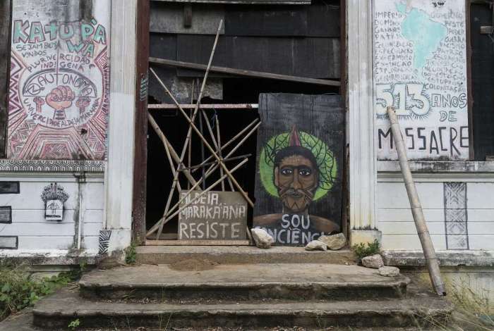 A Aldeia Maracanã resiste