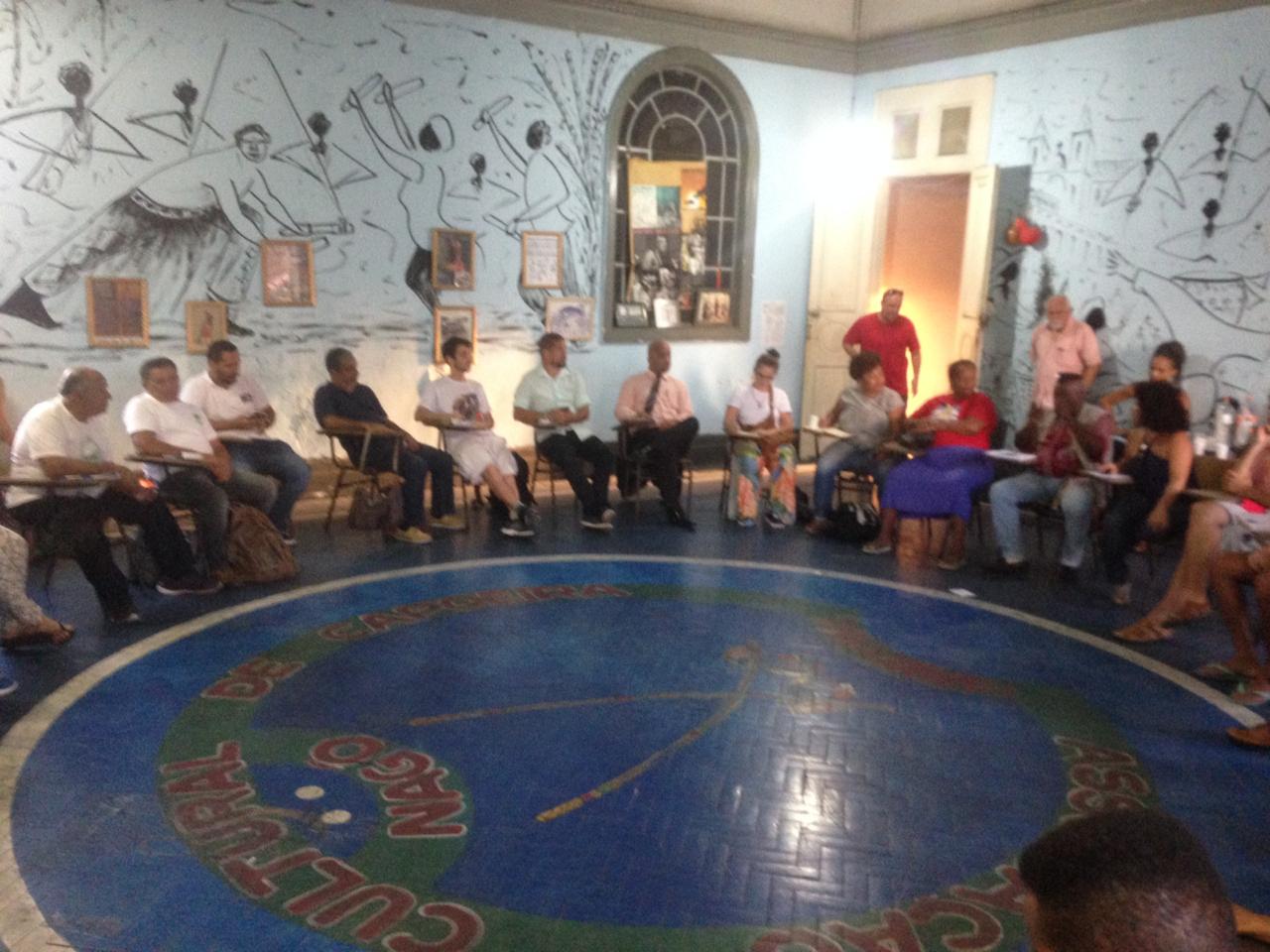 Encontro na FAFERJ reúne lideranças para debater medidas do Governo que atingem a favela