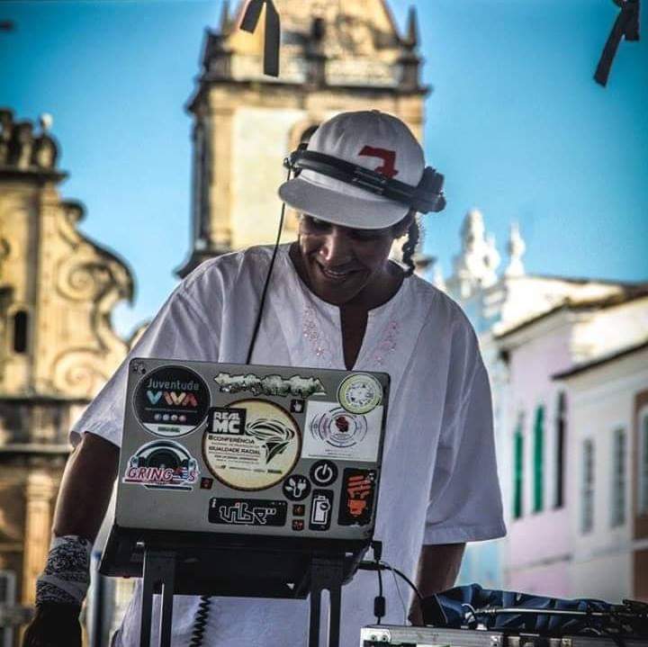 Hip Hop além dos quatro elementos: o conhecimento que movimenta a cultura de rua