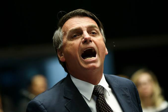 Bolsonaro e a censura