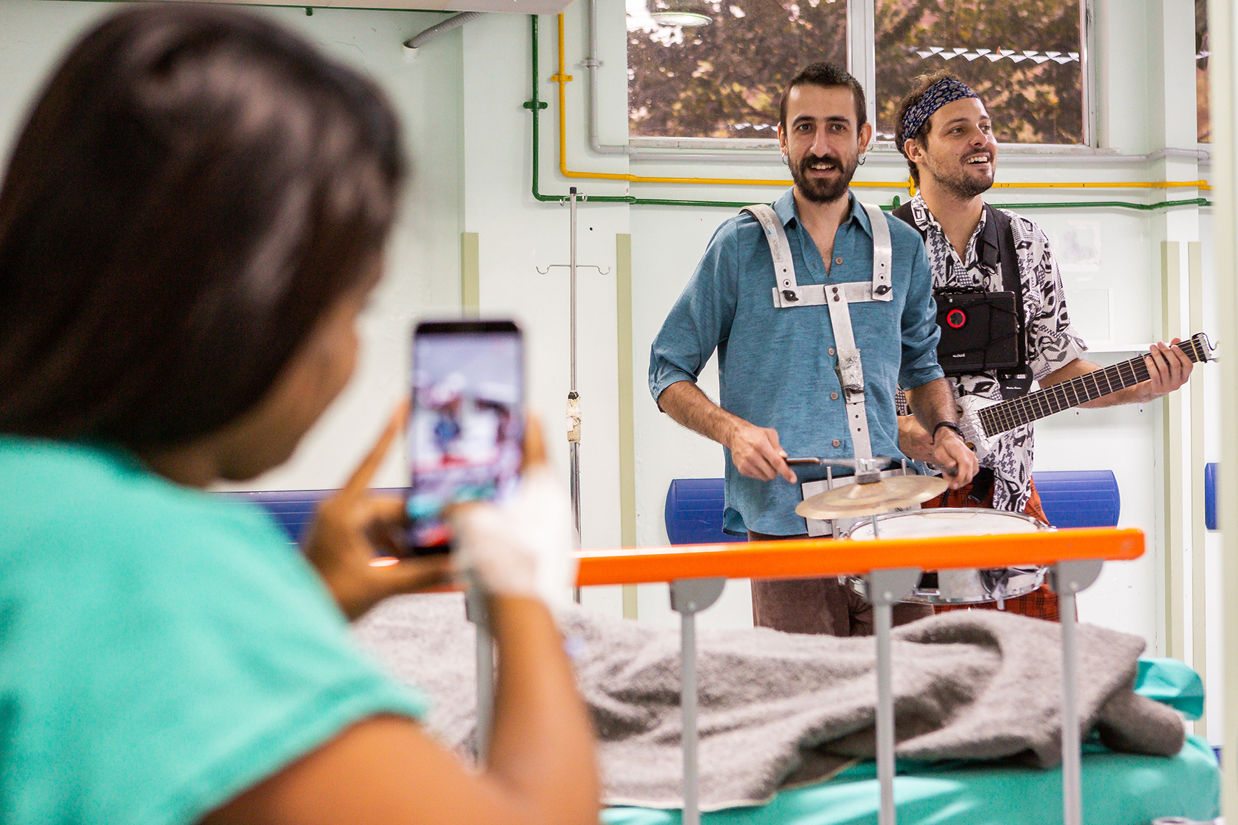 Projeto Plateias Hospitalares apresenta espetáculos inspirados na cultura afro