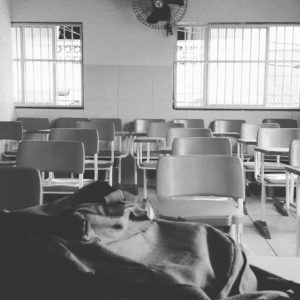 Escolas particulares negligenciam direitos de seus professores
