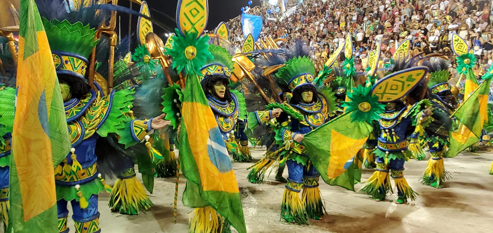 Vila Isabel: desfile confuso em ‘verde e amarelo’