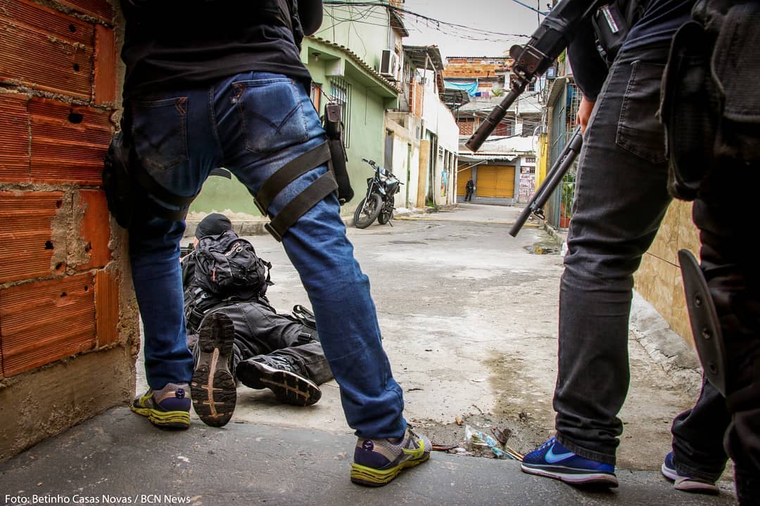 Como atua o fotojornalista de conflitos urbanos em tempos de índices de violência mais elevados