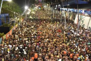 Folia Soteropolitana: Palco do Rock, Black Music e festa na favela