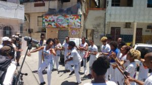 Capoeiristas participam de documentário no Vale das Pedrinhas, em Salvador