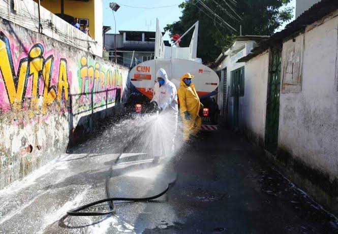 Vila Ipiranga é a primeira favela a ter sanitização contra pandemia no país