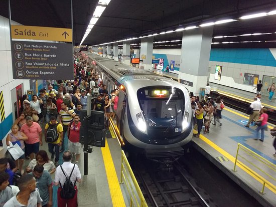 Passageiros questionam restrições no transporte no Rio de Janeiro