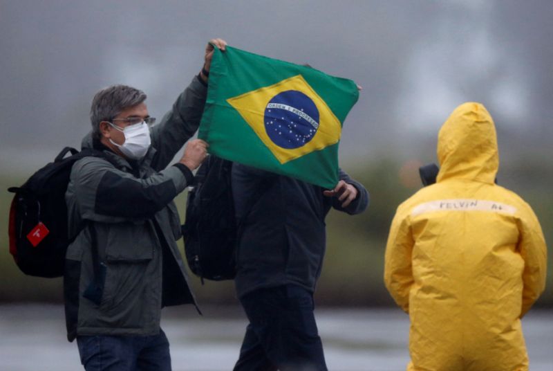 Novo recorde marca 1.188 mortes em 24 horas e mais de 20 mil no total da pandemia