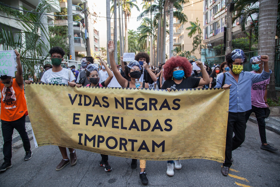 Vidas Negras: um maio de lágrimas, luta e resistência