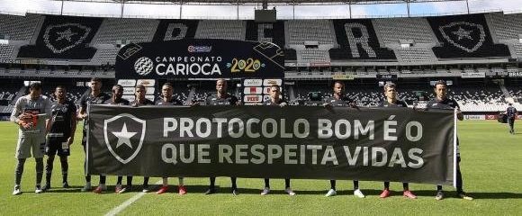 Botafogo homenageia vítimas da Covid-19 e protesta contra o racismo