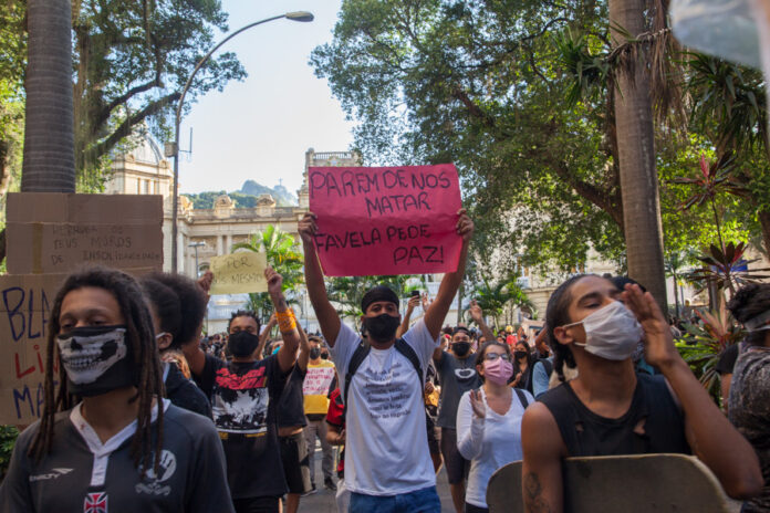 2020-05-31-Rio-de-Janeiro-manifestacao-2