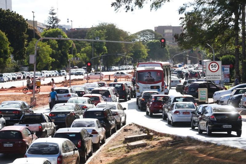 Aumento do uso de carro particular deve gerar mais engarrafamentosnas capitais após a pandemia - Foto: Antonio Cruz/Agência Brasil