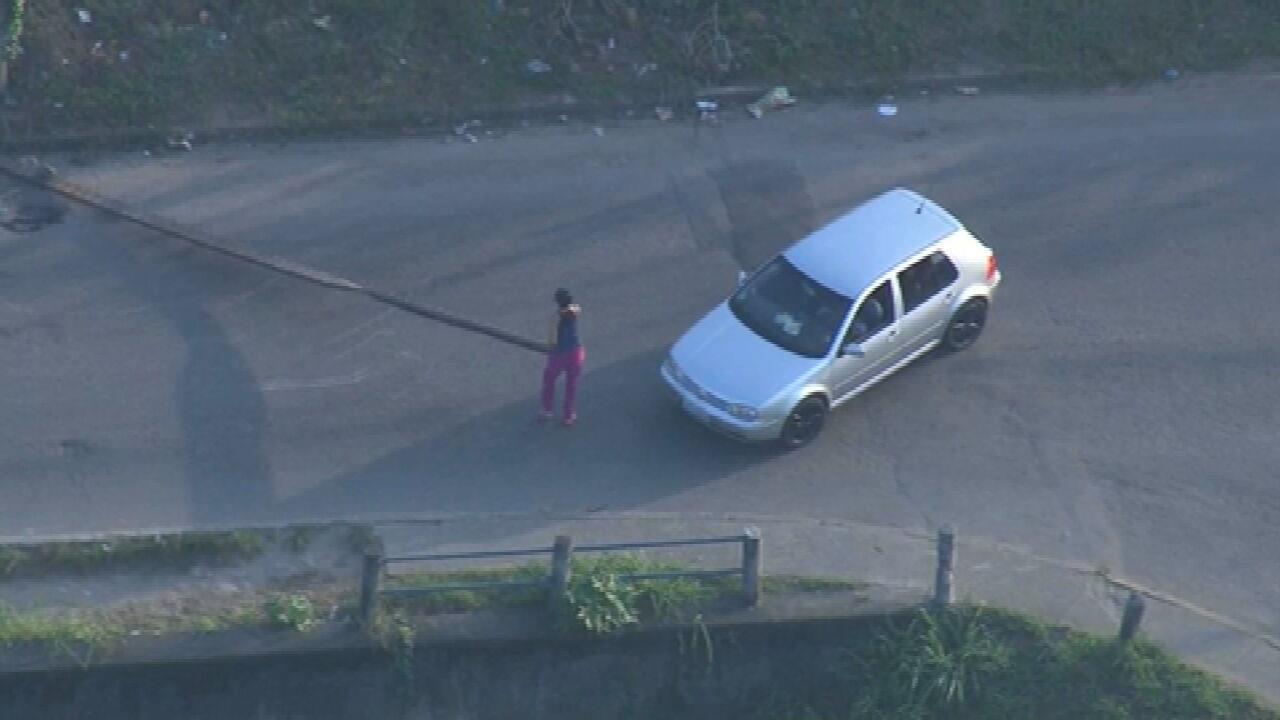 Operação policial na favela Vila Aliança, zona oeste do Rio, deixa quatro mortos