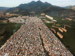 A favela Rio das Pedras, na zona oeste, foi a primeira a ser ocupada por milicianos no Rio de Janeiro - Foto: Gabriel Monteiro