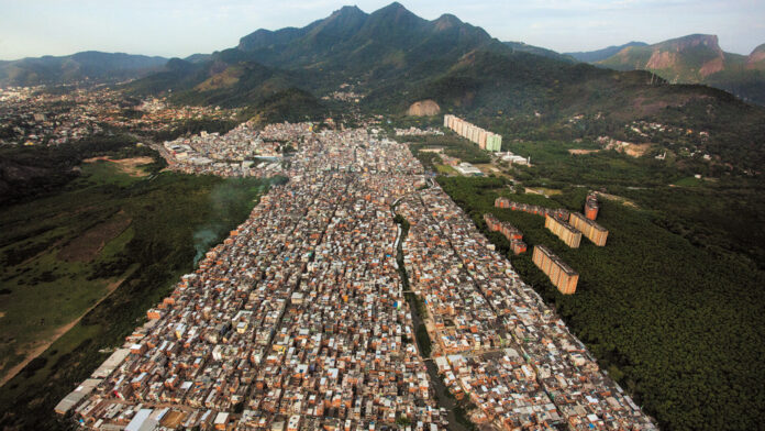 A favela Rio das Pedras, na zona oeste, foi a primeira a ser ocupada por milicianos no Rio de Janeiro - Foto: Gabriel Monteiro