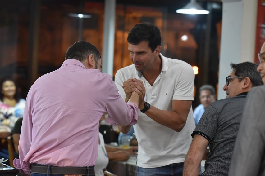 Candidato à prefeitura do Rio, Luiz Lima, em reunião dos pastores da Assembléia de Deus do estado – Foto: Reprodução/Instagram