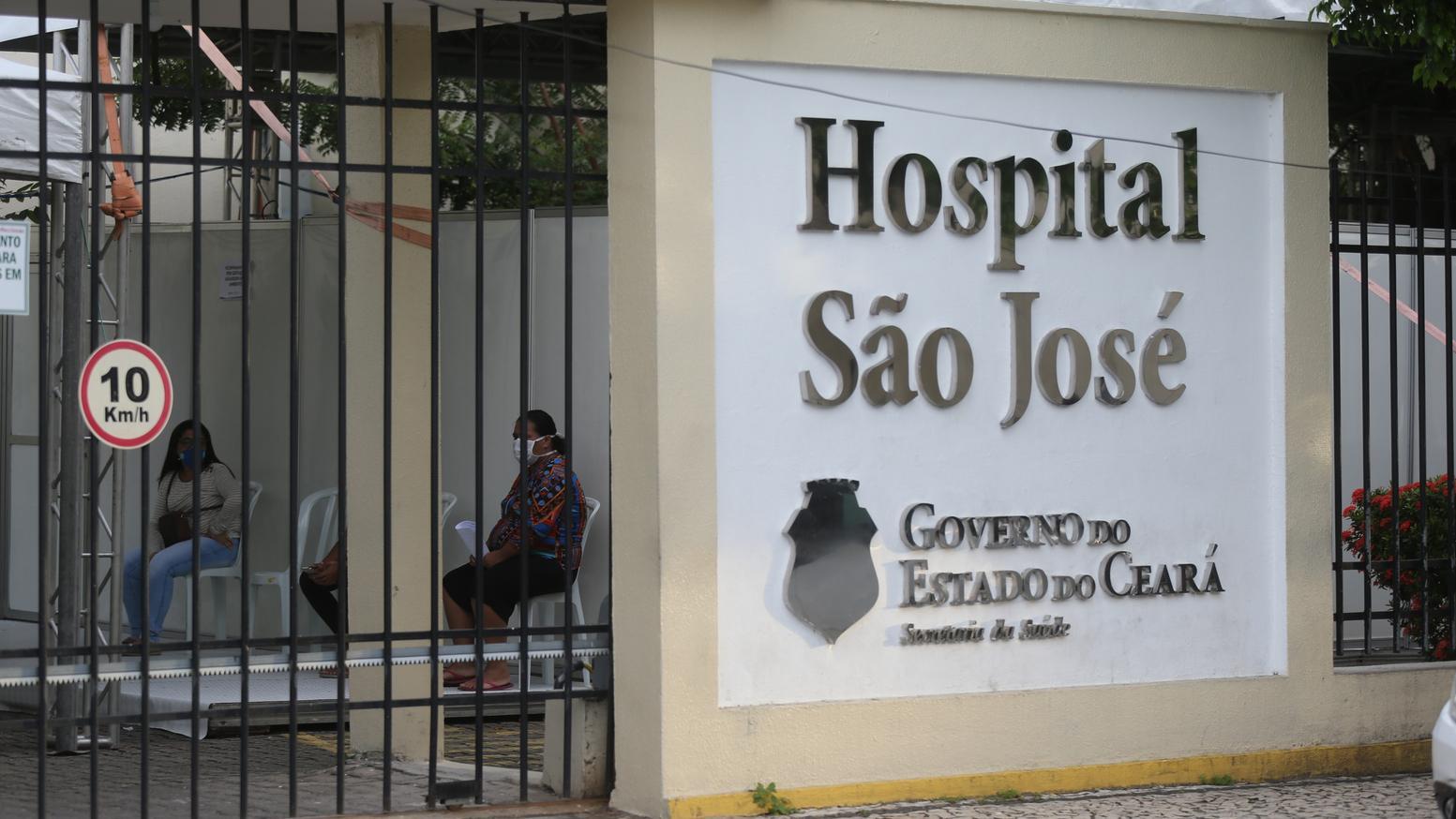 Pessoas em tratamento contra HIV/Aids estão com dificuldade para conseguir remédios no Ceará
