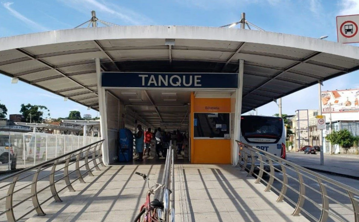 Módulo expresso da estação Tanque do BRT é reaberto