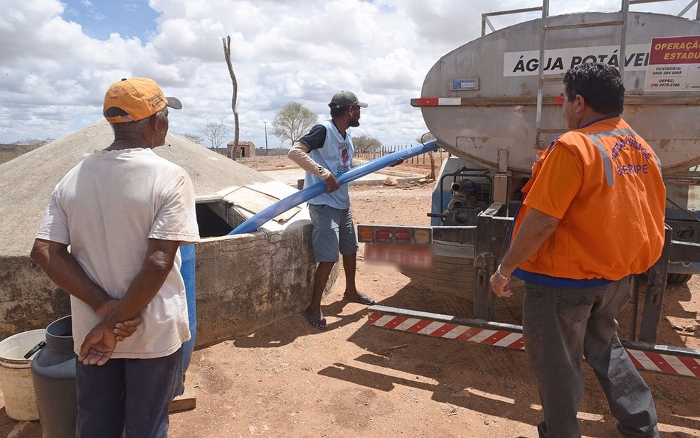 Sem recurso do Ministério do Desenvolvimento Regional Exército não abastece com água cidades do Ceará
