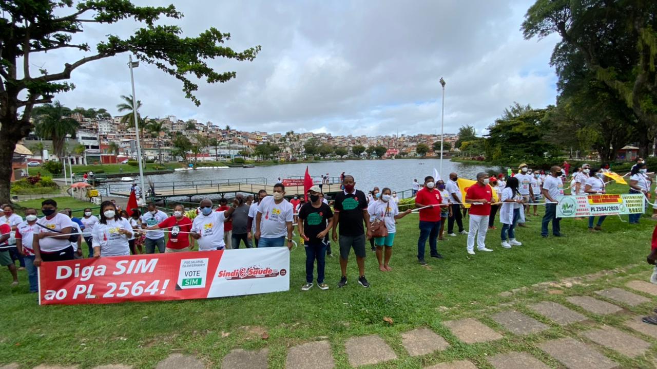 Salvador: profissionais de enfermagem protestam por melhores condições de trabalho