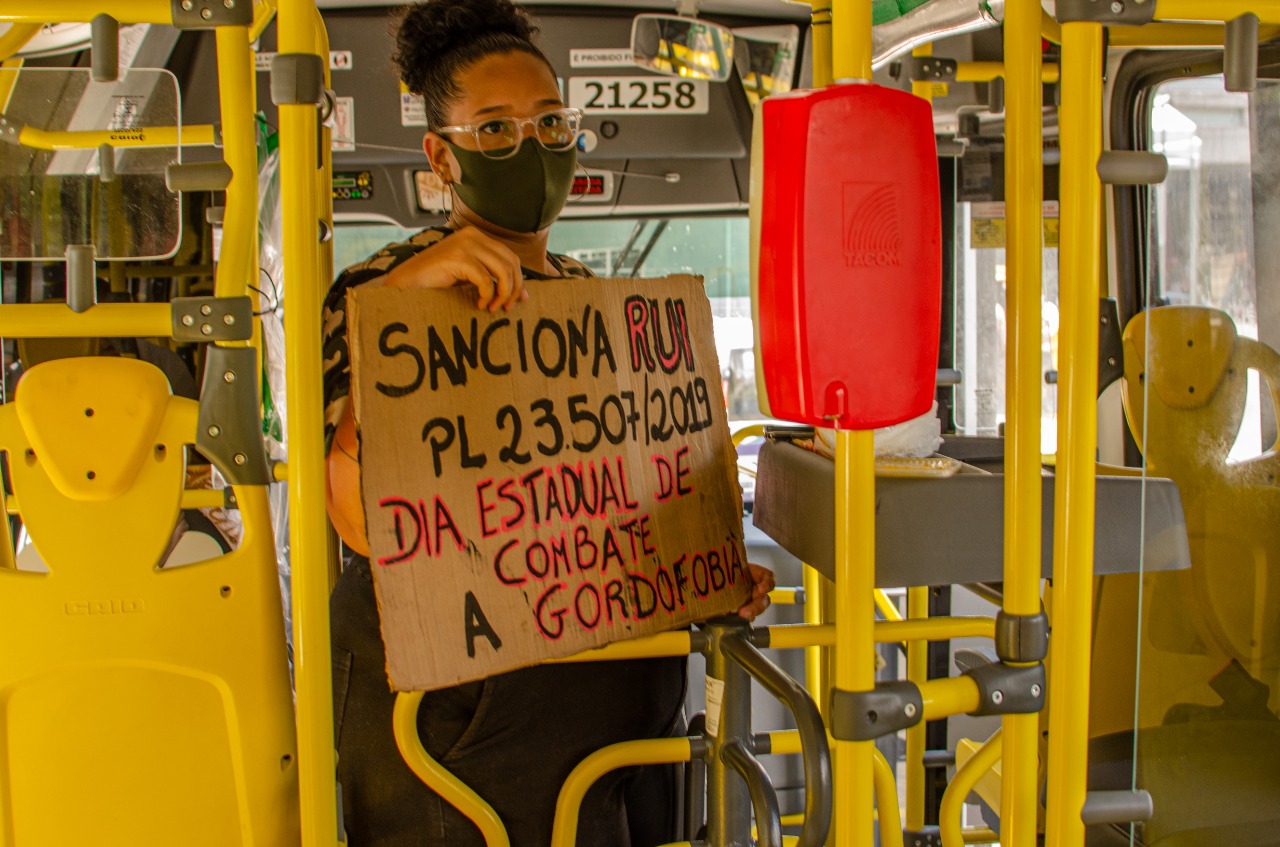 Movimento Vai Ter Gorda exige direitos no transporte público de Salvador