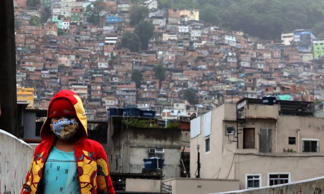 Covid-19 em favelas