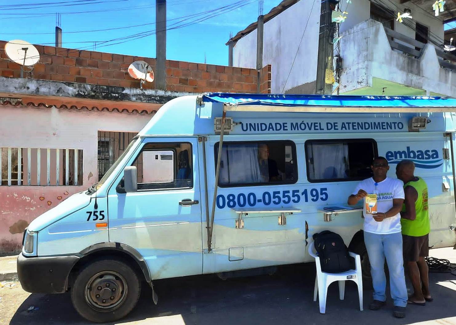 Salvador: Unidade Móvel da Embasa atende na comunidade da Santa Cruz