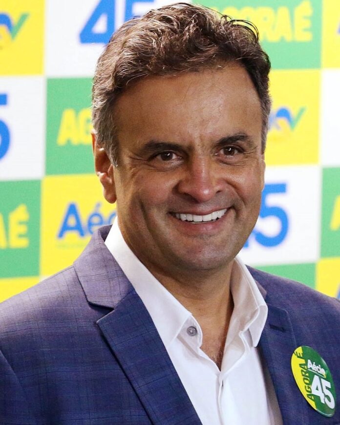 Aécio_Neves_em_23_de_outubro_de_2014-2 que ocupou a cena nacional