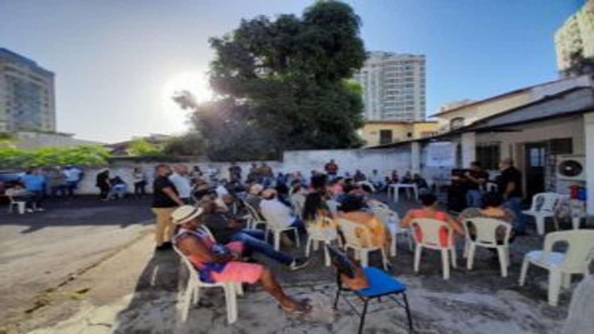 Niterói: Lideranças comunitárias se reúnem para debater sobre violência policial.